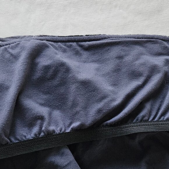 Strapless Size Medium Silky Party Top Has Silver Free flowing Design - Picture 8 of 8